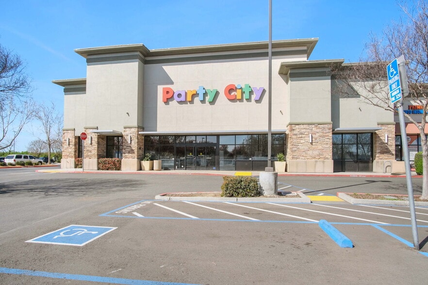 N Tegner Rd, Turlock, CA for lease - Building Photo - Image 2 of 34