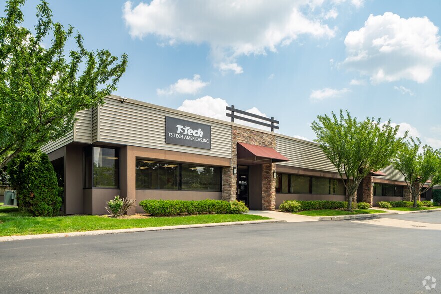 27752-27766 Franklin Rd, Southfield, MI à vendre - Photo du bâtiment - Image 3 de 18