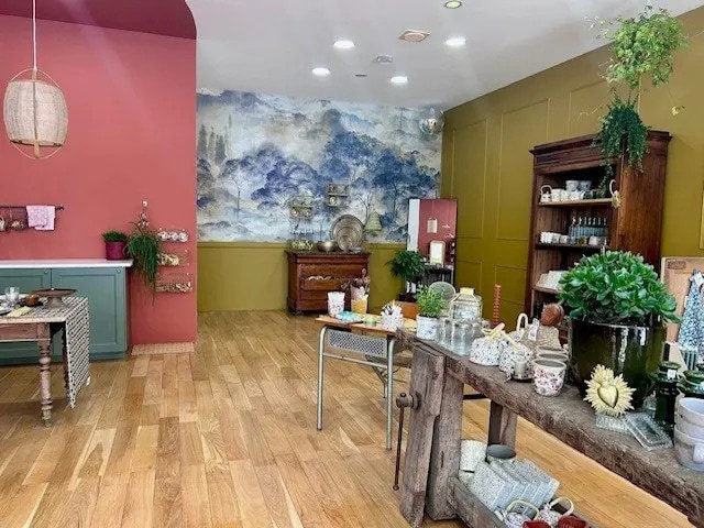 Retail in Chalon-sur-Saône for lease - Interior Photo - Image 3 of 3