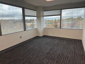 12850 Middlebrook Rd, Germantown, MD à louer Photo intérieure- Image 1 de 6