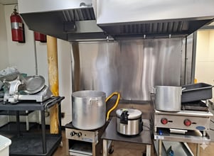 304-514 E Pipeline Rd, Hurst, TX for lease Interior Photo- Image 2 of 7