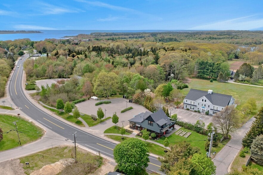 517 Ocean House Rd, Cape Elizabeth, ME for sale - Building Photo - Image 2 of 13