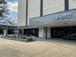 200 1st St Se, Cedar Rapids, IA for lease Building Photo- Image 2 of 17