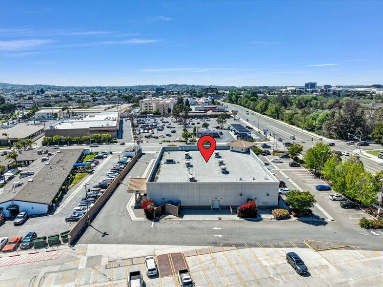 2976 Sepulveda Blvd, Torrance, CA à vendre - Photo du bâtiment - Image 3 de 10
