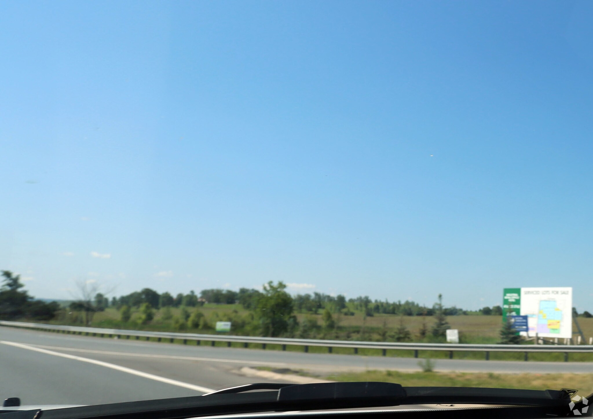 136 Stirling Cres, Bradford, ON for sale Primary Photo- Image 1 of 1