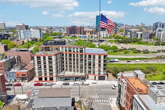 More details for 1100 W Grand Ave, Chicago, IL - Retail for Lease