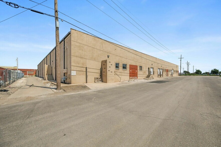 907 SE 2nd Ave, Amarillo, TX à louer - Photo du bâtiment - Image 3 de 13