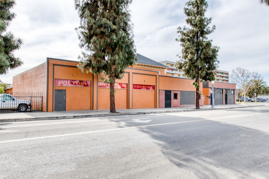 1741-1743 Van Ness Ave, Fresno, CA for sale - Building Photo - Image 1 of 1