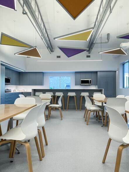 160 Sidney St, Cambridge, MA à louer - Photo intérieure - Image 3 de 14