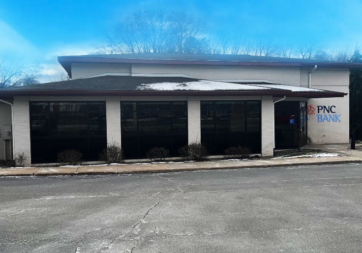 3950 Plainfield Ave NE, Grand Rapids, MI for sale - Building Photo - Image 2 of 4