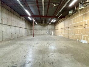 2421-2431 Canoe Ave, Coquitlam, BC for lease Interior Photo- Image 2 of 11