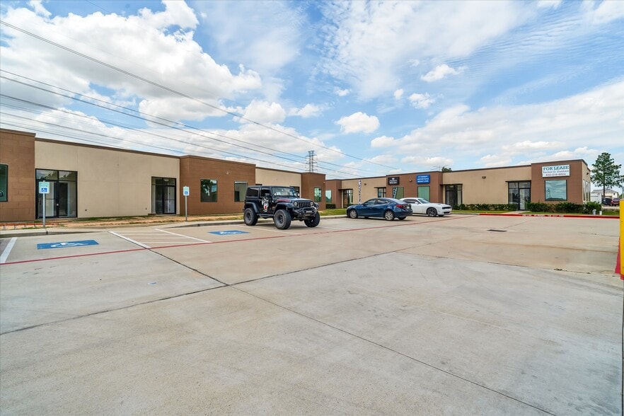 3107 Elrod Rd, Katy, TX for lease - Building Photo - Image 2 of 25