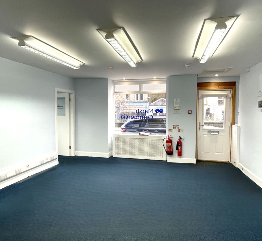 19-21 Airds Crescent, Oban, AGB PA34 5SJ - Unit 19-21 -  - Interior Photo - Image 1 of 4