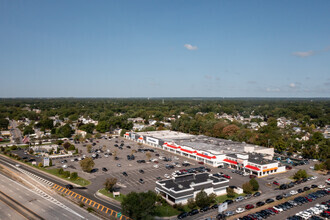 187 Sunrise Hwy, West Islip, NY - Aérien  Vue de la carte - Image1