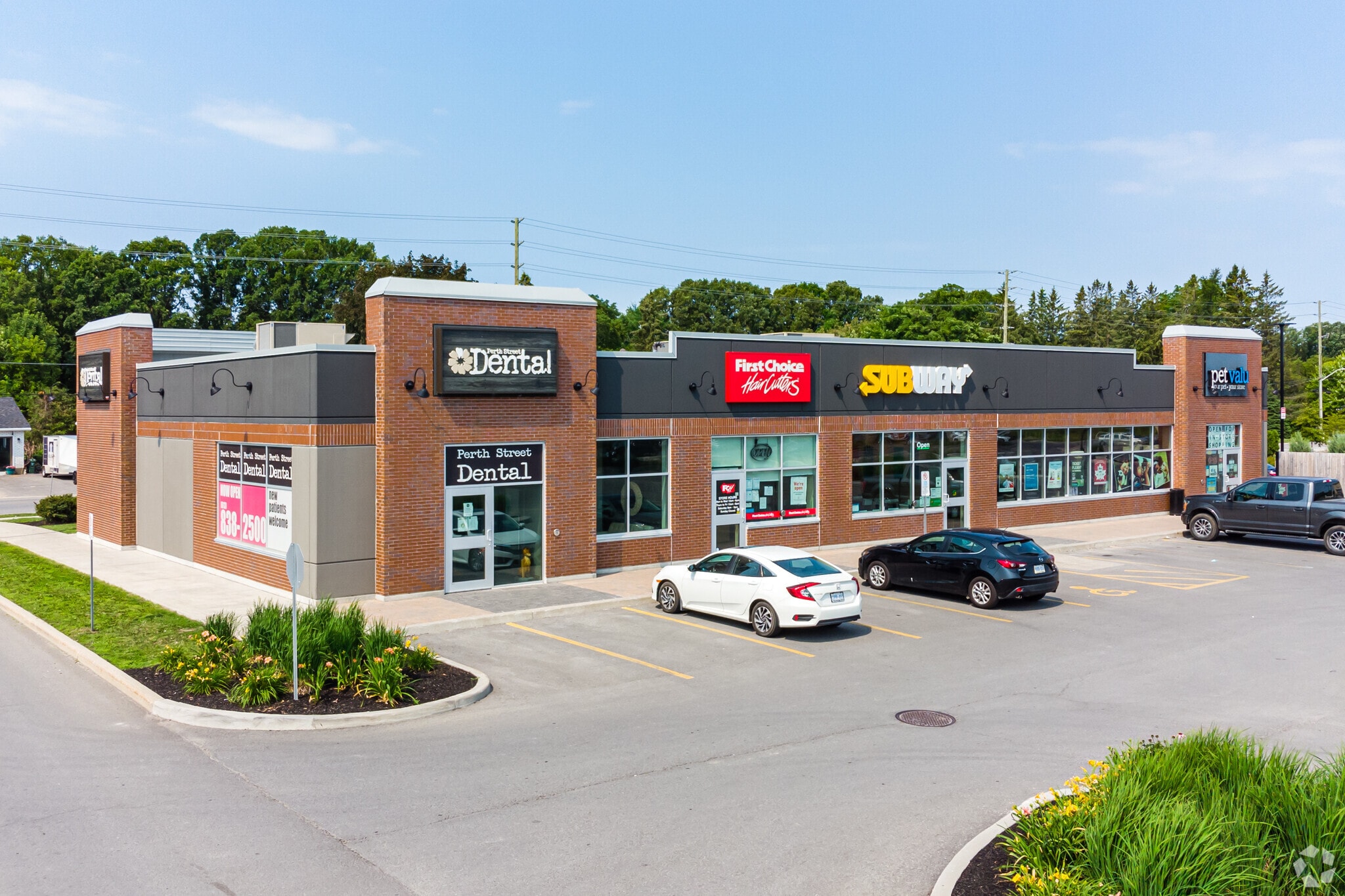 5913 Perth St, Ottawa, ON for lease Primary Photo- Image 1 of 4