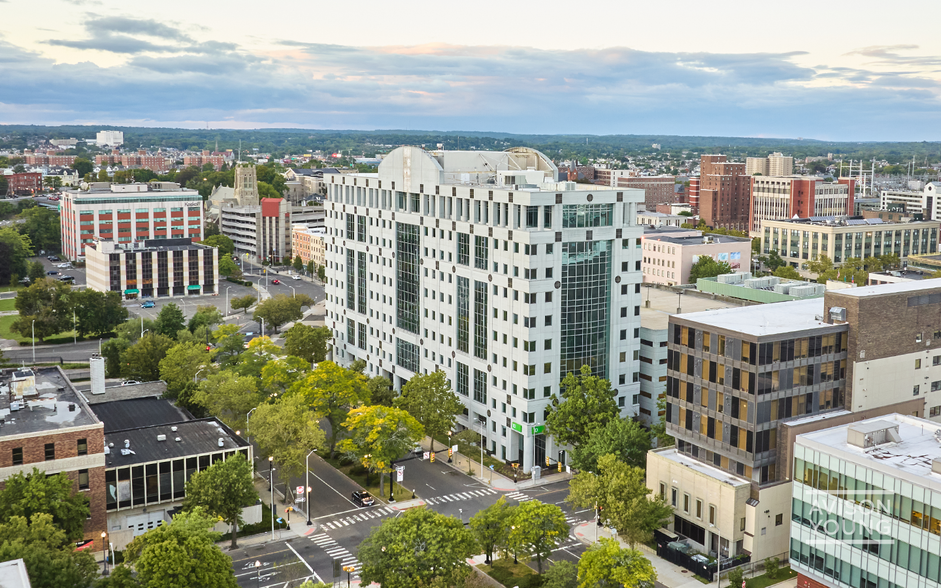 1000 Lafayette Blvd, Bridgeport, CT à louer - Photo du bâtiment - Image 2 de 11