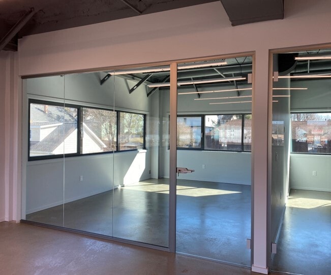 270 Main Ave, Norwalk, CT for lease - Building Photo - Image 2 of 9