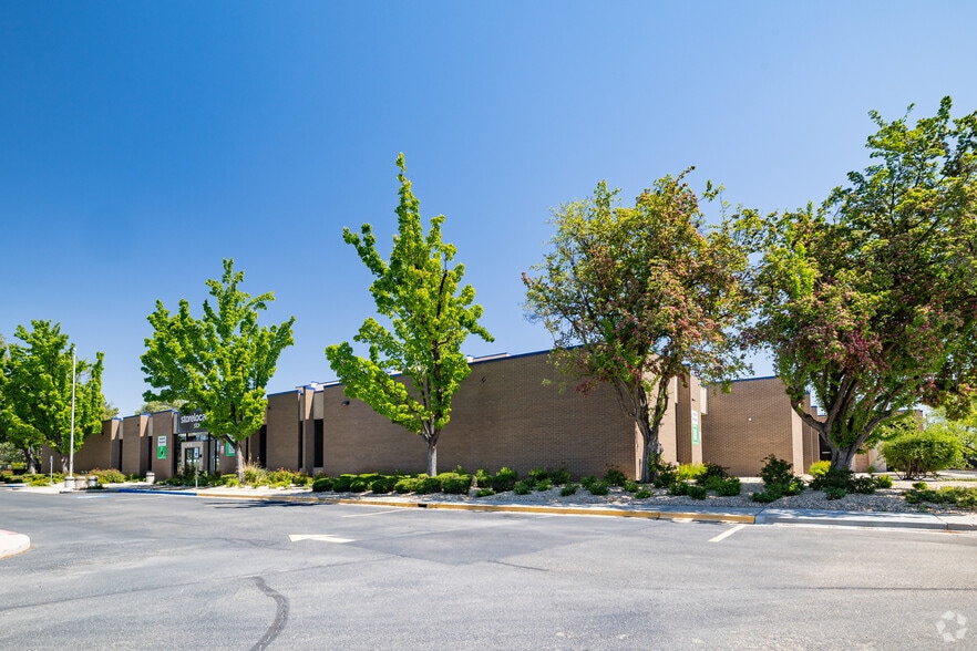 1200 N Curtis Rd, Boise, ID for lease - Building Photo - Image 1 of 5