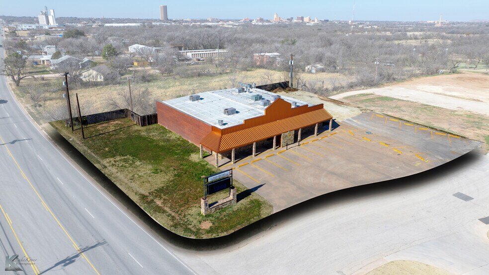 550 E South 11Th St, Abilene, TX à vendre - Photo du bâtiment - Image 2 de 36