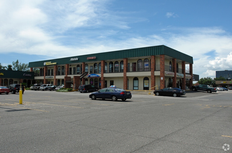 335-361 W Esplanade Ave, Kenner, LA for lease - Primary Photo - Image 1 of 7