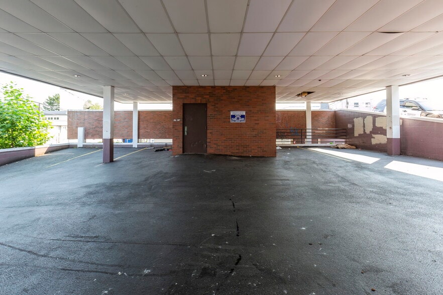 873-875 6th St, Bremerton, WA à louer - Photo du bâtiment - Image 3 de 59