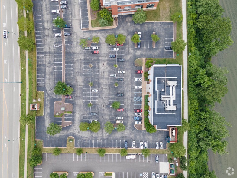 385 E Waterfront Dr, Homestead, PA for lease - Aerial - Image 3 of 14
