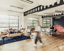Fleming Way, Isleworth for lease Interior Photo- Image 1 of 4