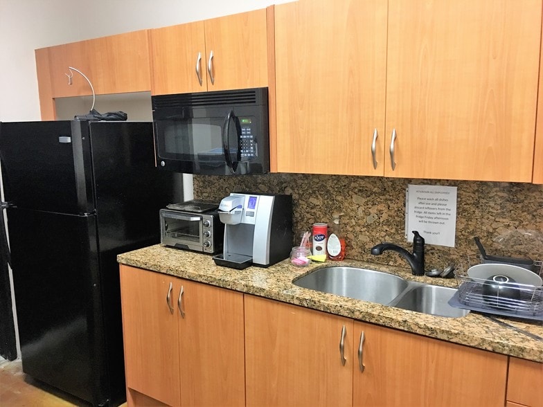 401 W Atlantic Ave, Delray Beach, FL for lease - Interior Photo - Image 2 of 139