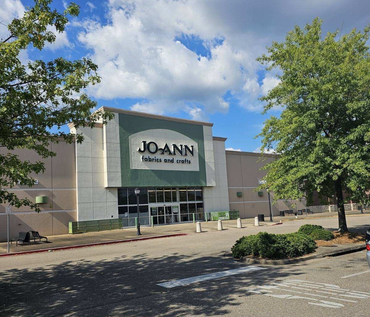 7861-8073 Eastchase Pky, Montgomery, AL for sale Building Photo- Image 1 of 2