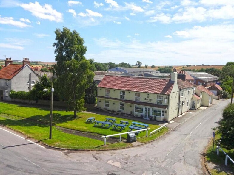 Main St, Malton à vendre - Photo du bâtiment - Image 2 de 2