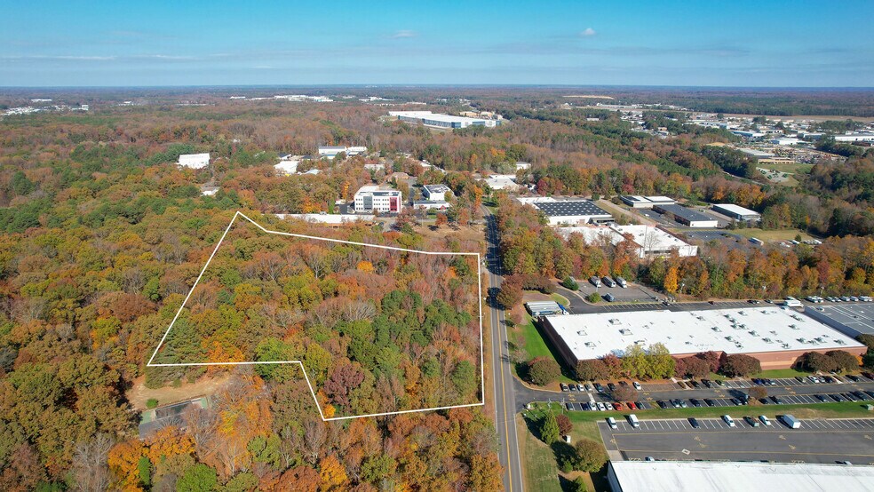 0 Lakeridge Parkway, Ashland, VA à louer - Photo du bâtiment - Image 2 de 15