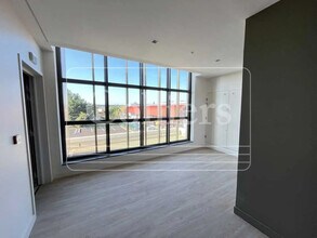 230 A Rue Frédéric Joliot Curie, Aix-en-Provence for lease Building Photo- Image 2 of 12
