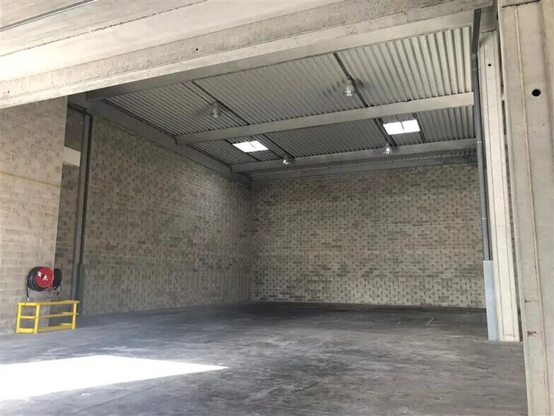 Flex dans Élancourt à louer - Photo intérieure - Image 2 de 6