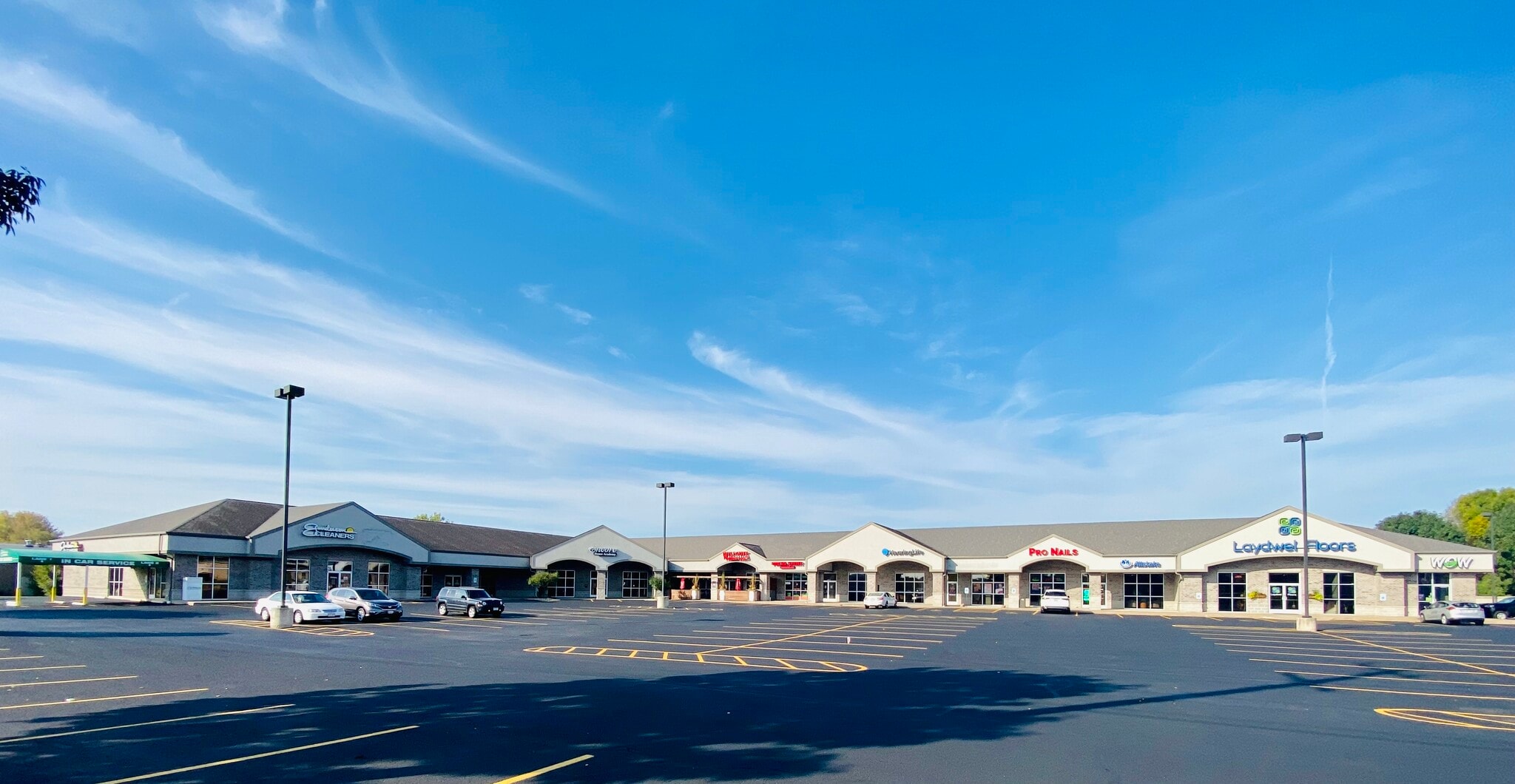 1440 S Oneida St, Menasha, WI for lease Building Photo- Image 1 of 4