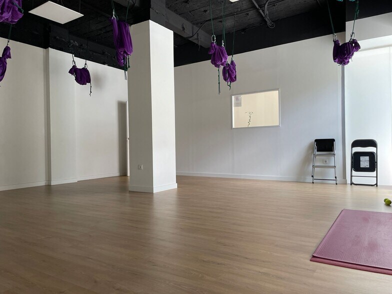 Multifamily in Alcorcón, Madrid for sale - Building Photo - Image 3 of 3