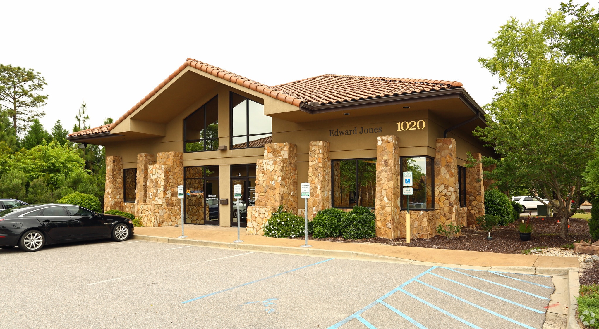 1020 Wildewood Centre Dr, Columbia, SC for lease Primary Photo- Image 1 of 13