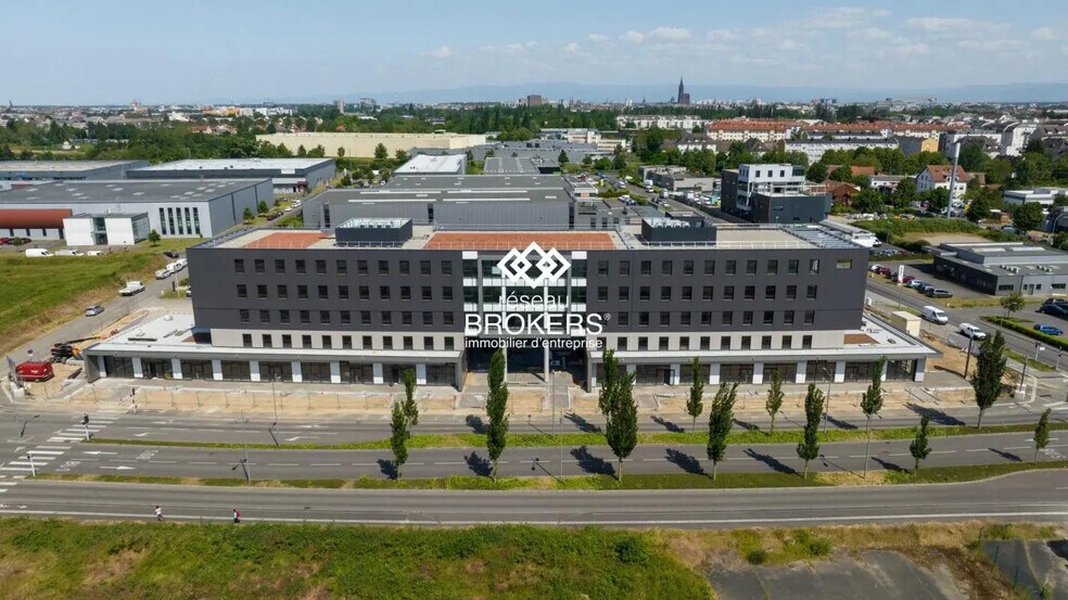 Commerce de détail dans Strasbourg à louer - Photo du bâtiment - Image 3 de 7