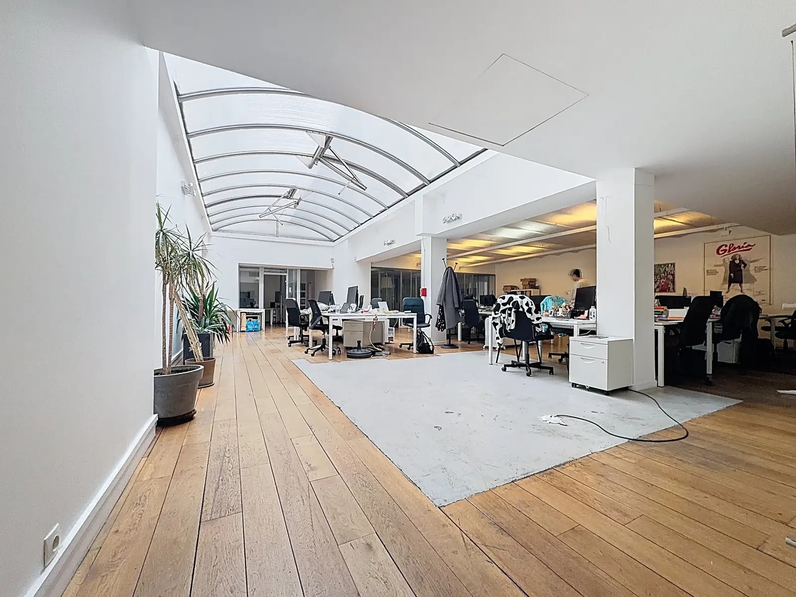 Multifamily in Paris for sale Interior Photo- Image 1 of 20