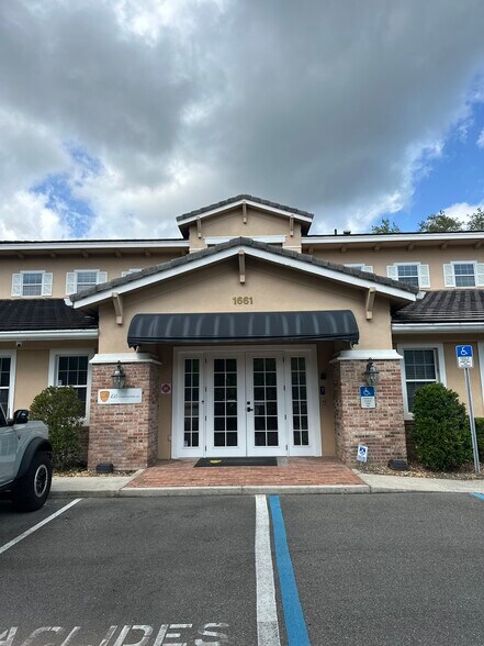 1661 Sandspur Rd, Maitland, FL à louer - Photo du bâtiment - Image 3 de 15