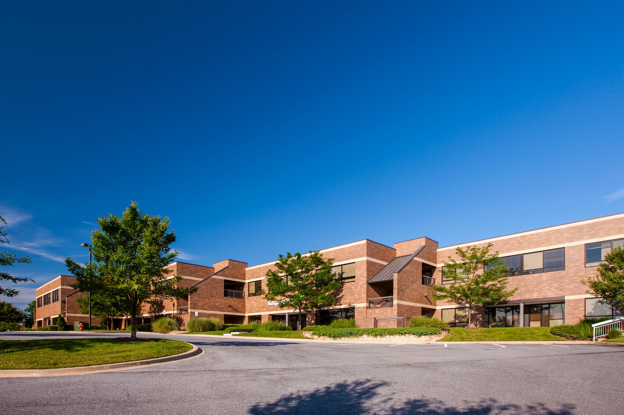 2 Crossing Way, Owings Mills, MD for lease Building Photo- Image 1 of 2