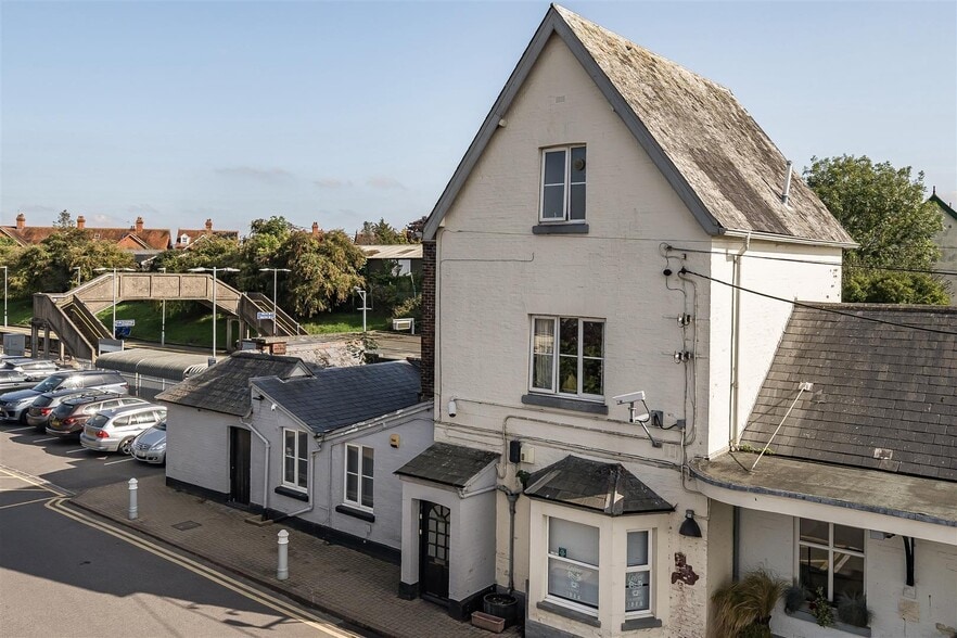 Station Yard, Gillingham à vendre - Photo principale - Image 1 de 11