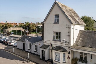 Plus de détails pour Station Yard, Gillingham - Commerce de détail à vendre