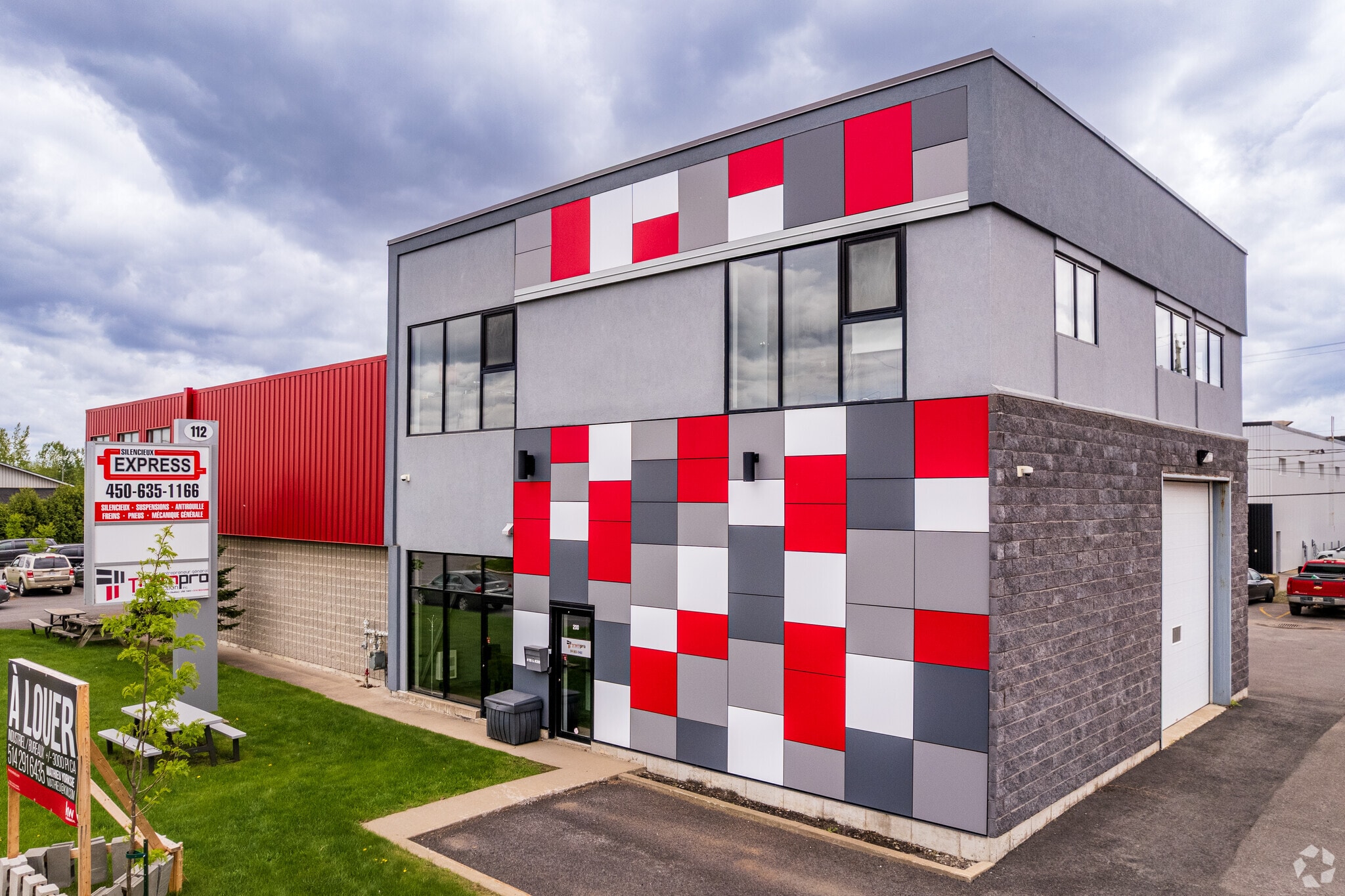 112 Rue Industrielle, Delson, QC for lease Building Photo- Image 1 of 5