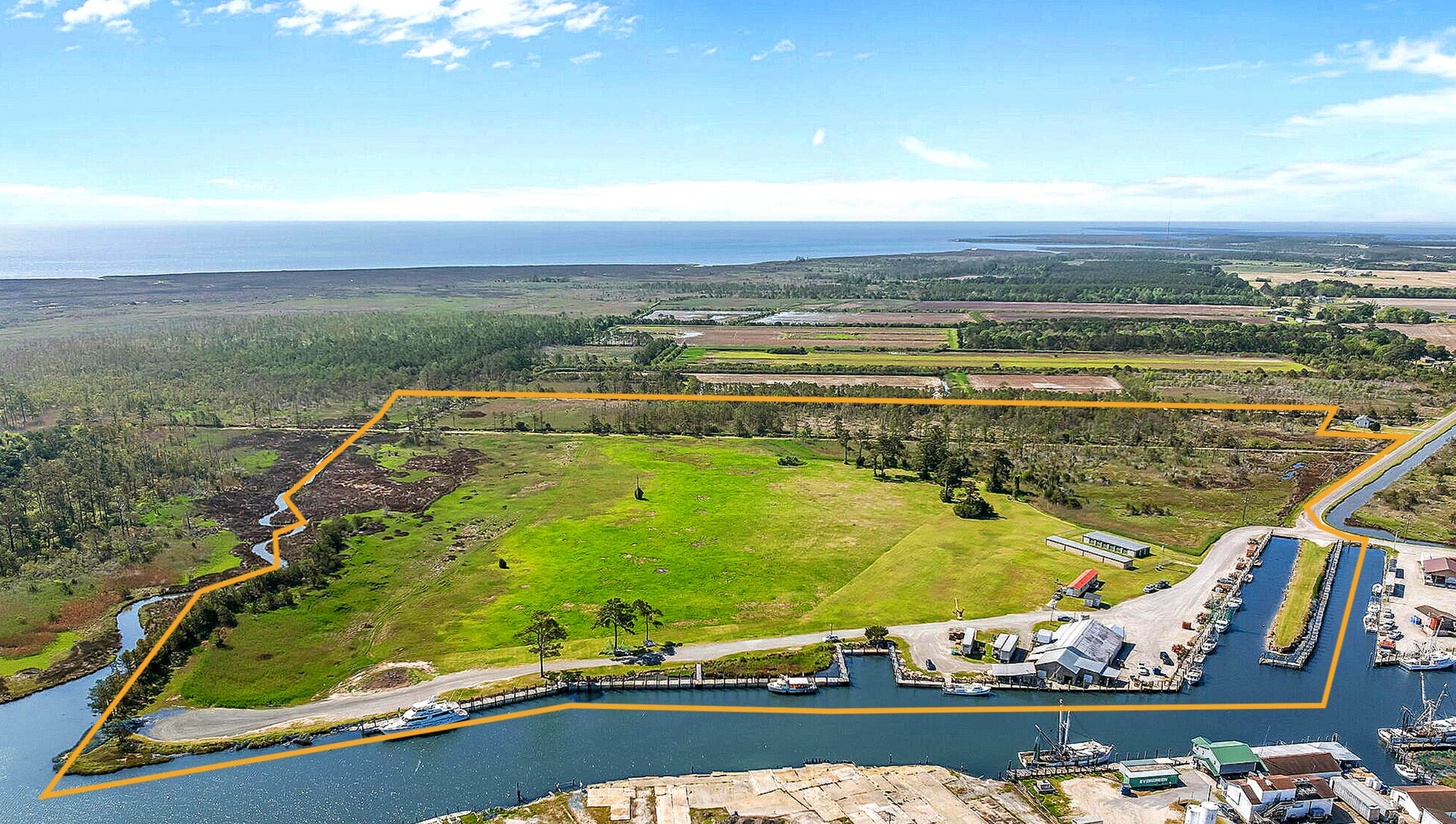 Marina & Waterfront Development Site portefeuille de 2 propriétés à vendre sur LoopNet.ca Aérien- Image 1 de 7