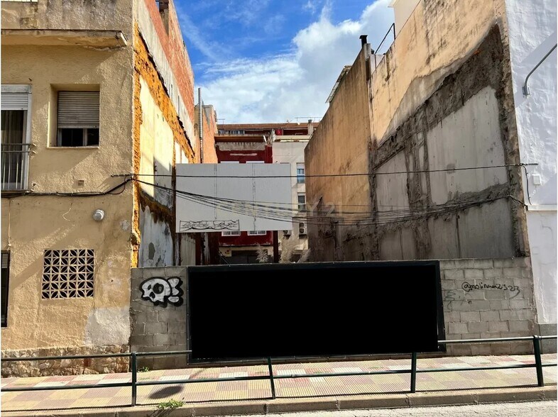 Avinguda de Vidreres, 12, Lloret de Mar, Gerona à vendre - Photo du bâtiment - Image 2 de 7