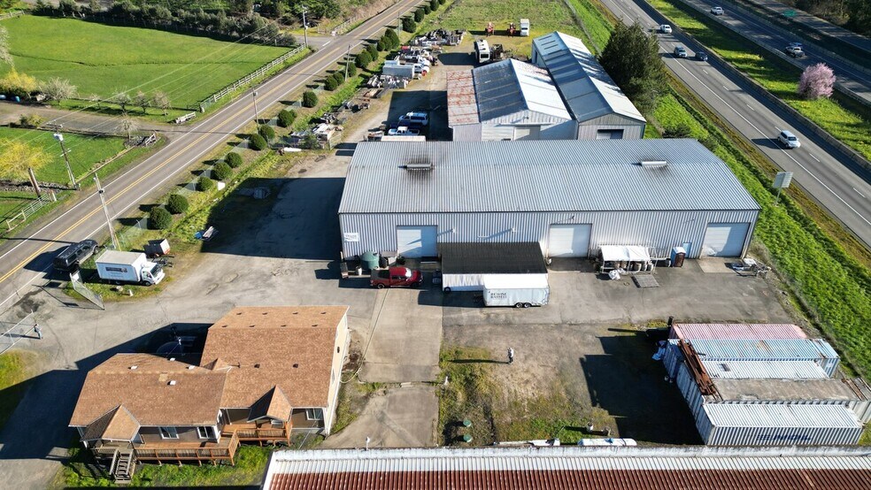 Sunnyside Rd SE portefeuille de 3 propriétés à vendre sur LoopNet.ca - Photo du bâtiment - Image 3 de 29