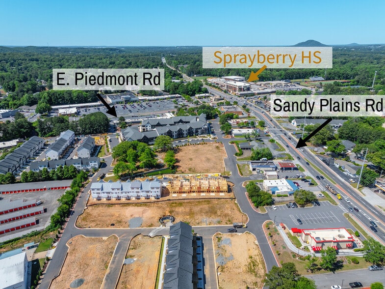 2658 Sandy Plains Rd, Marietta, GA for sale - Building Photo - Image 3 of 17