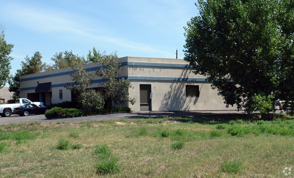 14102 Smith Rd, Aurora, CO for lease - Building Photo - Image 2 of 8