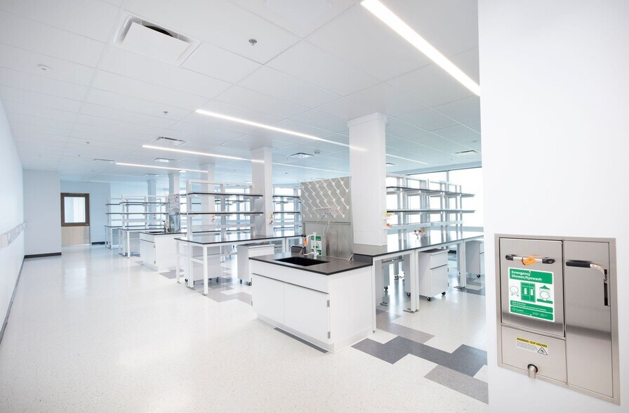 3000 Marina Blvd, Brisbane, CA à louer - Photo intérieure - Image 2 de 16