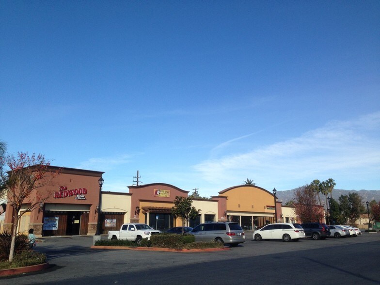 975-999 W San Bernardino Rd, Covina, CA for lease - Building Photo - Image 2 of 5